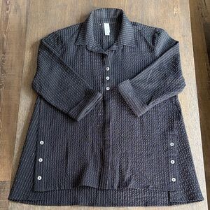 MarlaWynne Women’s Textured Crinkle Button Down Blouse - Size Medium